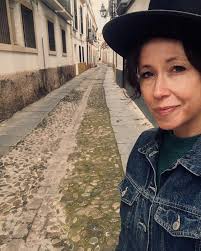 Sarah Lee Guthrie