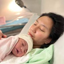 AVAILABLE NOW‼️ BED FRAME WITH DRAWER Price: 10,800- 13,000 color: Sonama  Oak