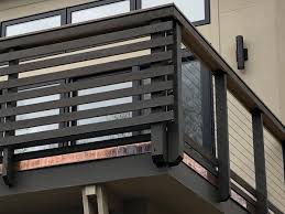 Find ideas and inspiration for horizontal wood railings to add to your own home. Mkad V Twitter Custom Designed Deck Railing With Horizontal Wood Railing And Cable Railing Hybrid Design Railing Railingdesign Customdeck Moderndeckrailing Deckarchitecture Customwooddeck Deck Https T Co 8zfpx2lahj