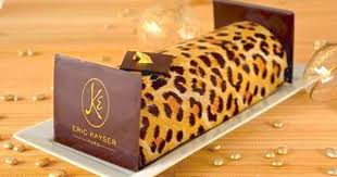 Buzz Extra Eric Kayser Artisan Boulanger Rises To 15 Years Yule Log Christmas Log Cake Log Cake
