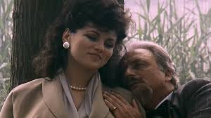 Serena grandi dal set di miranda di tinto brass. Cielo 23 15 Miranda L Occhio Critico