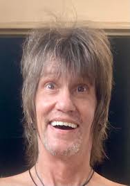 Hey guys, my name is Jack,im 23 years old and I been diagnosed autistic  since I was a little kid. Not much to say about me, like to play games,  read a