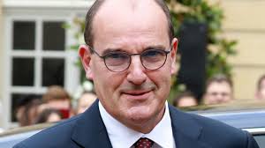 Jean castex, a senior official who spearheaded france's coronavirus reopening strategy, has been named the country's new prime minister by president emmanuel macron. Jean Castex Why Has Macron Chosen A Right Wing Prime Minister When He Was Tipped To Veer Left Euronews