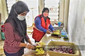 Jika kamu belum sempat berkunjung ke jawa tengah padahal sudah kengen dengan. Bsmm Bantu Sedia Makanan Mangsa Kebakaran Kg Meruntum Utusan Borneo Online