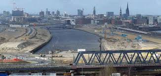 The hotel offers a high standard of service and amenities to suit the individual needs of all travelers. Holiday Inn Hamburg Informationen