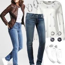 Street One Softes Shirt Mit Ankerprint Off White Weiss Tommy Jeans Sophie Skinny Fit Jeans Damen Blau Women Outfit Fur Skinny Fit Jeans Outfit Jeans