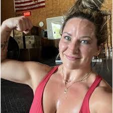 Amber Puente's Instagram, Twitter & Facebook