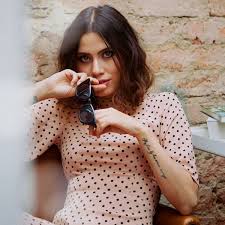 Paulettee: albums, songs, concerts | Deezer