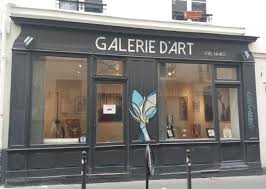 Différents courants artistiques ont pu montrer la capitale sous un jour nouveau. Les Galeries D Art