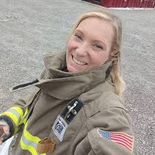 Bear Inn Retreat in Clifton, Tennessee