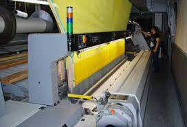 Schon wenige sekunden unaufmerksamkeit und das neue sofapolster oder der teure teppich sind ruiniert. Maschinell Geknupfte Teppiche Alles Zum Teppich Alles Zum Teppich