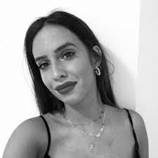 Xenia Cabrera (@xenia_cr)