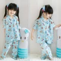 Baju tidur anak perempuan, bahan katun halus, gambar bordir, nyaman dipakai untuk anak. Baju Tidur Anak Perempuan Bahan Katun
