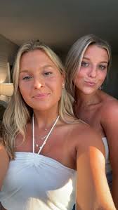 Hii !! I'm looking to find a roommate/ roommates to rent an apartment with  in Philly (not picky