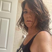 Get ready New York City, a floating pool is coming to the East River next  summer.