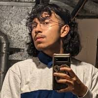 Leonardo Camargo's Instagram, Twitter & Facebook