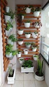 Wonderful Small Apartment Balcony Decor Ideas With Beautiful Plant Pflanzen Gartenarbeit Wohnung Mit Balkon Einrichten