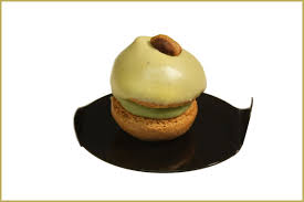 Ho usato le mandorle con la buccia ciò ha reso la farcia più scura, invece delle gocce di aroma di vaniglia ho usato il liquore alle mandorle per 8 per . Bocche Di Dama Gusto Tradizionale Martinucci Laboratory