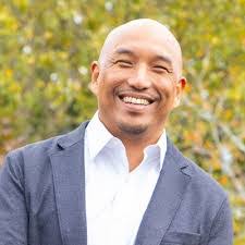 Thomas Cotton's Instagram, Twitter & Facebook