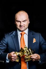 Join to listen to great radio shows, dj mix sets and podcasts. Rafal Brzoska Integer I Inpost W Klopotach Przez Polityke Biznes Newsweek Pl