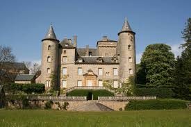 Chateau De Recoules Previnquieres Aveyron Midi Pyrenees Chateau France Chateau Aveyron