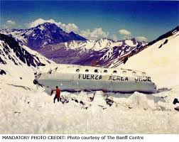 Filme cu avioane prabusite in munti. SupravieÈ›uirea DupÄƒ CÄƒderea Aeronavei Oamenii Au SupravieÈ›uit In Accident De Avion