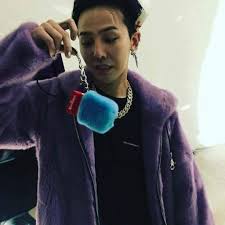 By tom power 01 march 2021 raya and the last dragon has almost everything that you'd expect from a traditional disney film. G Dragon S Latest Picture Has Fans Worried He May Be Smoking Again Big Bang Amino Amino
