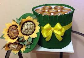 как украсить торт на 23 февраля своими руками фото Kto Eshe Ne Pridumal Podarki Na 23 Fevralya Buket Iz Konfet Podarki Remesla Podarki