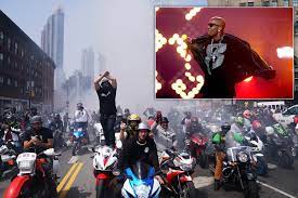 The rapper will be mourned at a memorial with family and close friends at the barclays center in new york on saturday. Pbfegqz1b3t4lm