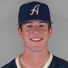 Ian Pennington's Instagram, Twitter & Facebook