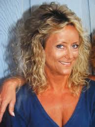 Karen Acuff's Instagram, Twitter & Facebook