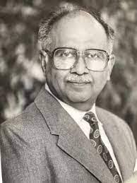 Ariana Cutler's Instagram, Twitter & Facebook