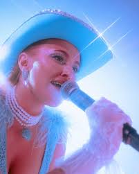 Kara Connolly And Doug Locke Light Up The Legendary Troubadour