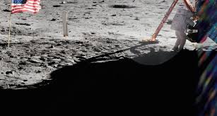 L'album, intitulé project apollo archive, rassemble plus de 14 000 clichés des 11 missions lunaires, de apollo 7 à apollo 17. Le Premier Pas Sur La Lune Il Y A 50 Ans Le Quotidien
