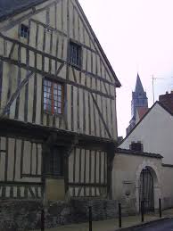 Maison A Pans De Bois A Saint Julien Du Sault Pan De Bois Sainte Julienne Hotel Dieu