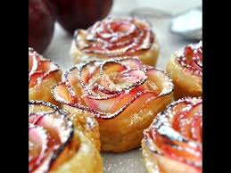 How To Make Apple Roses The Dainty Delectable Drool Inducing Dessert Diy Crafts Dessert Recipes Apple Recipes Delicious Desserts