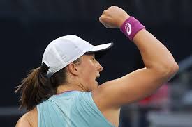 Streams for swiatek vs giorgi. Iga Swiatek Triumfuje Rozprawila Sie Z Rywalka I Jest W Iv Rundzie Australian Open Tenis Sport Pl