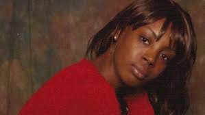 Mom of woman who died: Medics assumed daughter couldn't afford ambulance  ride