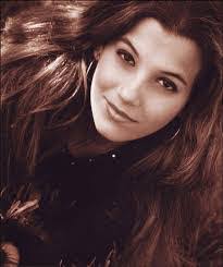 Annette Sabbah's Instagram, Twitter & Facebook