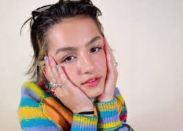 Hannah Georgas' “Somebody” Remixed by Avenue