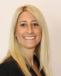 Alexis Resnick's Instagram, Twitter & Facebook