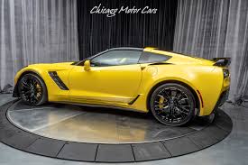 Detailed specs and features for the used 2017 chevrolet corvette z06 including dimensions, horsepower, engine, capacity, fuel economy, transmission, engine type, cylinders, drivetrain and more. Used 2017 Chevrolet Corvette Z06 3lz Z07 Performance Package Msrp 109k For Sale 73 800 Chicago Motor Cars Stock 16058