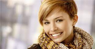 To offset a round face, try a blunt cut Would I Look Good With Short Hair Quiz Quizony Com