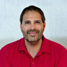 Dennis Roesch's Instagram, Twitter & Facebook