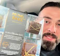 You asked and we delivered! 🙌 Our irresistible Dubai Chocolate slice is  now also available as a scoop! You can thank us later 😉