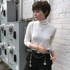 Image May Contain 1 Person Tomboy Hairstyles Androgynous Hair Short Hair Styles