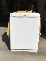 No problems at all until last week i went to start it and it would not turn on. Find More Kenmore Dishwasher For Sale At Up To 90 Off