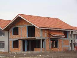 Aceasta constructie reprezinta executarea lucrarilor de infrastructura si suprastructura fara finisaje pana la un anumit nivel. Etape Ale ConstrucÈ›iei Casa La RoÈ™u Blogul Romstal