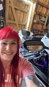 Stacy Leger's Instagram, Twitter & Facebook