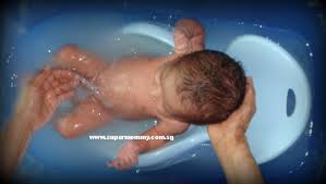 Planning For Your Newborn Baby S First Bath